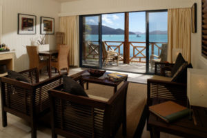 beachfront accommodation whitsundays palm bay resort