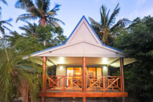 bungalow accommodation beach front whitsundays palm bay